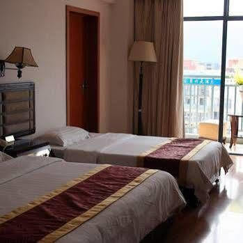Green Bamboo Hotel Guilin Exterior foto