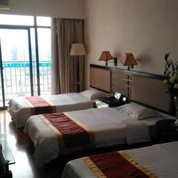 Green Bamboo Hotel Guilin Exterior foto